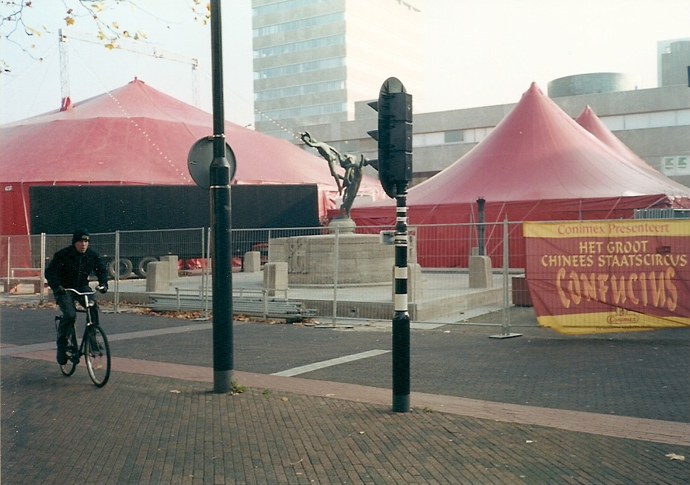 Eindhoven_čínský cirkus